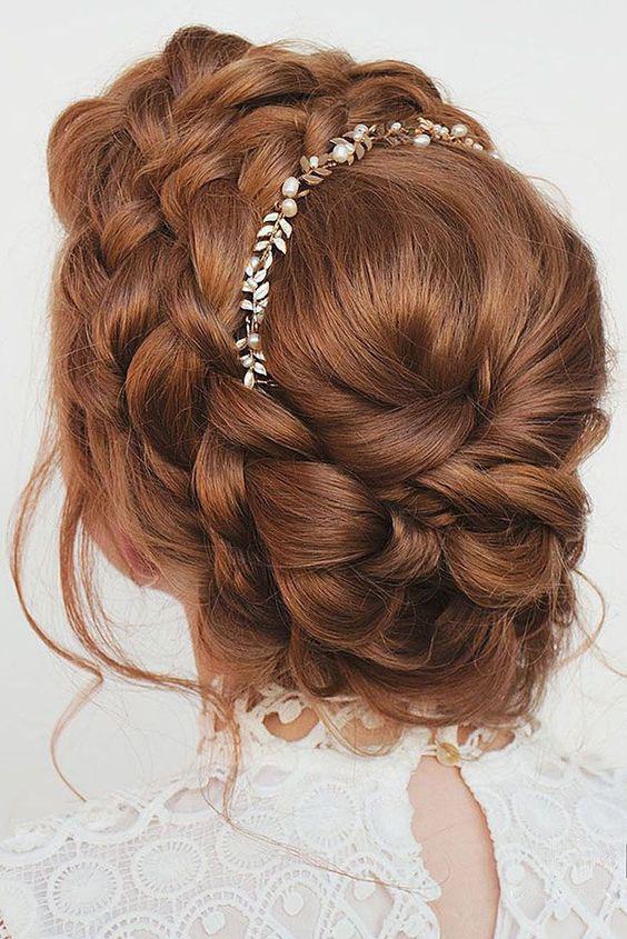 Nhẹ nhàng, nữ tính cùng màu tóc nâu hạt dẻ để ghi điểm tuyệt đối trong mắt chàng!