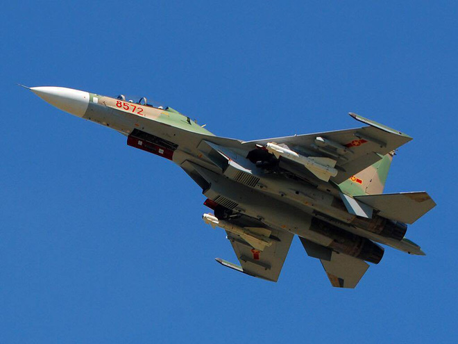 Việt Nam có nên sử dụng cả Su-30SM lẫn Su-35S như Không quân Nga?
