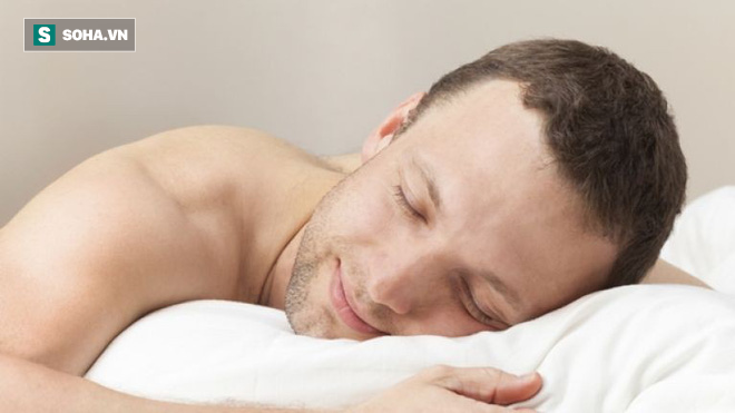 5 lợi ích khi ngủ khỏa thân: Mùa hè là thời điểm thích hợp để làm, cần cho cả nam và nữ 5 lợi ích khi ngủ khỏa thân: Mùa hè là thời điểm thích hợp để làm, cần cho cả nam và nữ