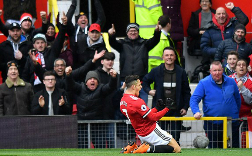 Lukaku và Sanchez đưa Man Utd trở lại vị trí thứ hai