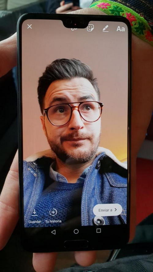 Smartphone Android chưa thể bắt chước hoàn hảo tai thỏ iPhone