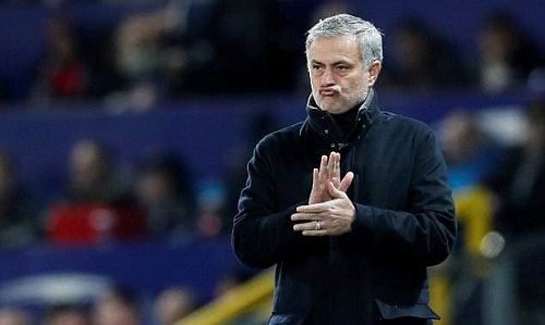 Mourinho được đồng nghiệp ca ngợi là Vua bóng đá