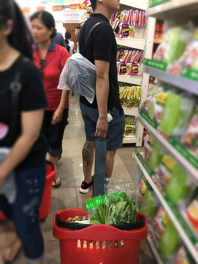 Chồng gì mà kỳ cục, khi yêu hời hợt, cưới xong mới lộ diện... soái ca