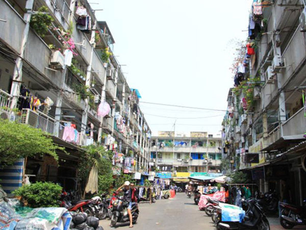 Hồi hộp ở chung cư, ký túc xá