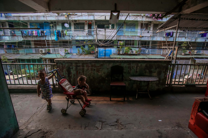 Tử thần chực chờ các chung cư cũ tại TP HCM