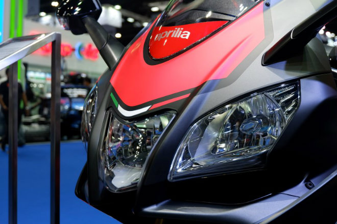 Mê mẩn Aprilia RSV4 giá gần tỷ đồng đẹp tuyệt vời