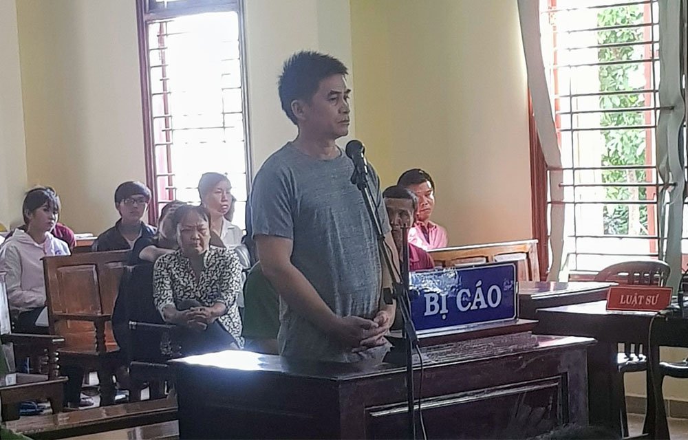 Đâm em gái người tình 16 nhát dao vì bị ngăn cấm tình cảm