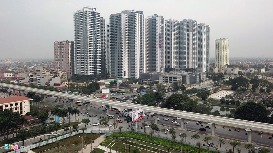 Cảnh quan mới lạ hai bên tuyến metro đầu tiên của Hà Nội