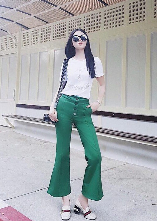 Vừa mới vào hè, sao Việt đã có cả loạt gợi ý mix đồ hay ho với áo phông để bạn áp dụng