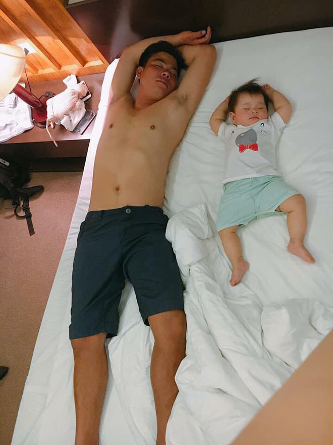 Tổng tập những khoảnh khắc đáng yêu của bố và con khiến mẹ nào nhìn vào cũng tan chảy