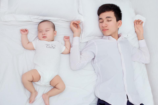 Tổng tập những khoảnh khắc đáng yêu của bố và con khiến mẹ nào nhìn vào cũng tan chảy