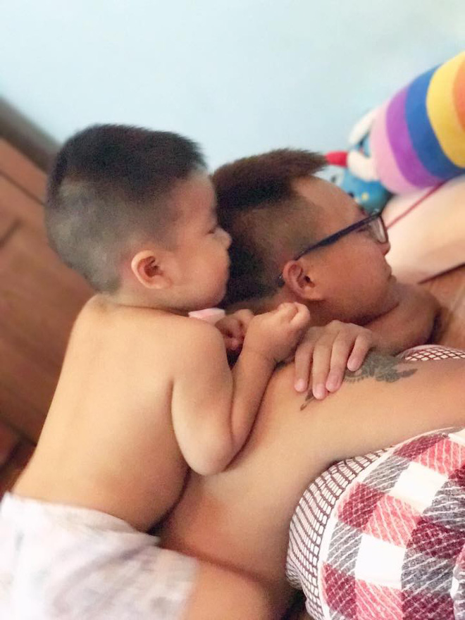 Tổng tập những khoảnh khắc đáng yêu của bố và con khiến mẹ nào nhìn vào cũng tan chảy