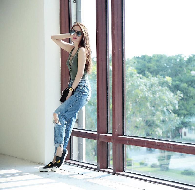 Ngoài Tăng Thanh Hà, còn 2 sao Việt cũng không mặn mà với giày cao!