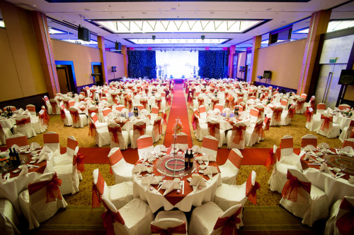 Cán bộ Hà Nội không được tổ chức tiệc cưới ở khách sạn 5 sao