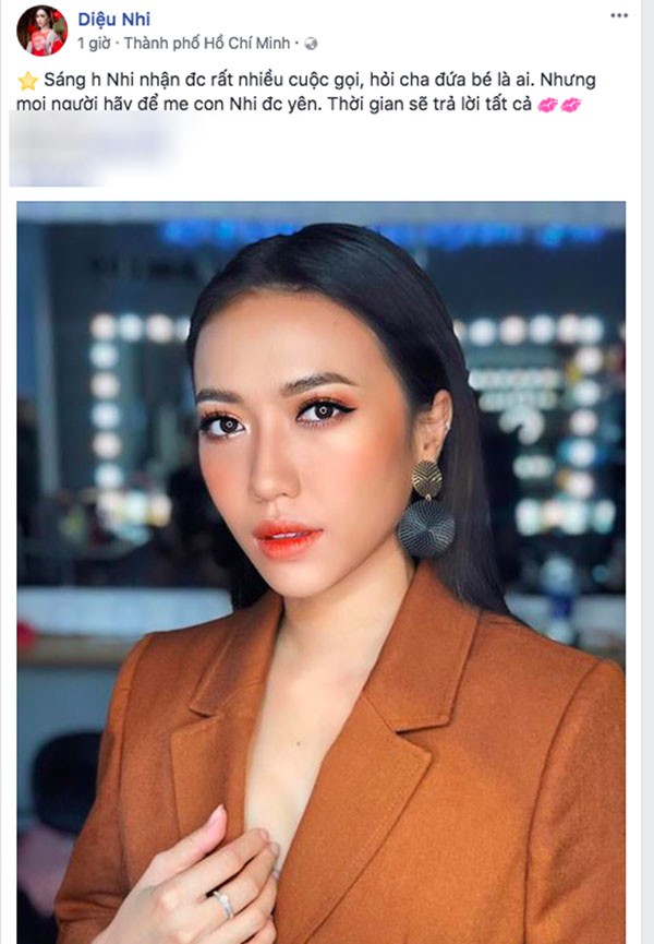 4 thông tin gây sốc làng giải trí ngày Cá tháng tư