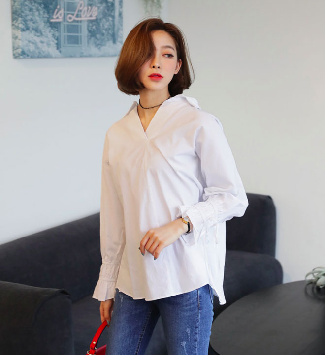 Mốt mới công sở: Áo sơmi bây giờ cứ phải bo gấu, tay phồng mới đúng điệu Mốt mới công sở: Áo sơmi bây giờ cứ phải bo gấu, tay phồng mới đúng điệu