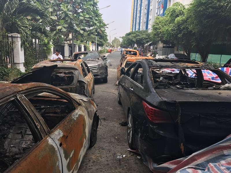 Đứa trẻ Carina: Ba ơi, mình không về nhà được không ba?