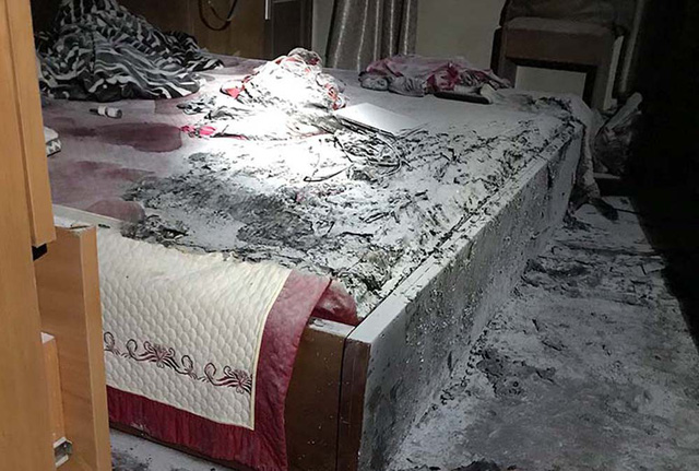 Cháy nhà ba tầng, bốn người trong gia đình bỏng nặng