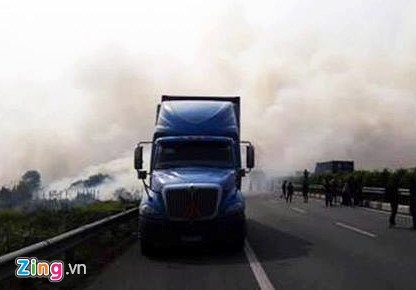 Hiện trường tai nạn liên hoàn trên cao tốc Long Thành vì khói mù