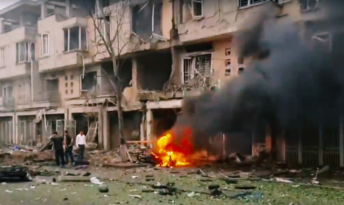 Nỗi đau từ vụ nổ Văn Phú tròn 2 năm trước: Vợ mất sau thời gian dài sống thực vật, chồng gạt nước mắt để nuôi các con thơ