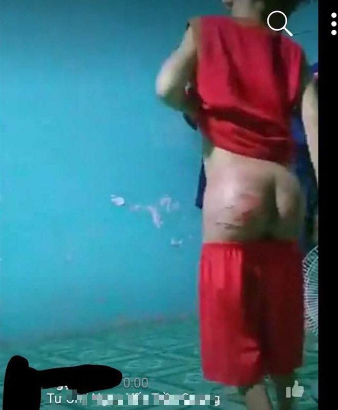 Bà nội của bé trai 8 tuổi nghi bị người tình của mẹ đánh chết: Thấy con bị bạo hành đăng lên mạng mà mẹ nó vẫn ngồi cười