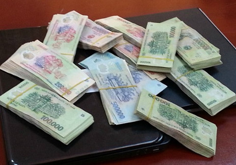 Thuê người giả tướng quân đội lừa tiền tỷ