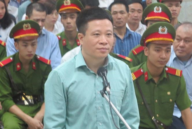 Vừa cùng ông Đinh La Thăng lĩnh án, Nguyễn Xuân Sơn lại hầu tòa