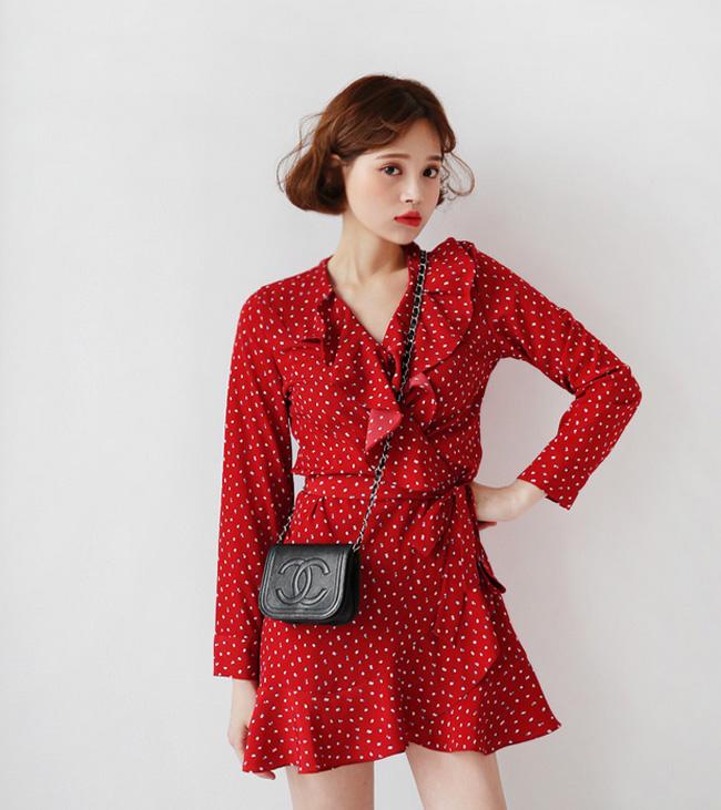 Nàng ngực lép hãy học theo Hà Hồ mặc kiểu váy bánh bèo này!