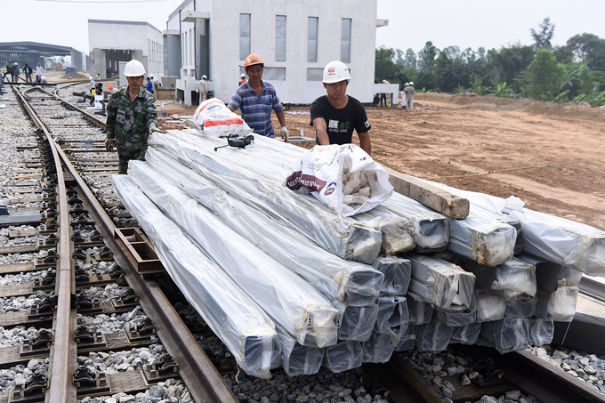 Nhà thầu tăng thêm công nhân cho dự án đường sắt Cát Linh - Hà Đông