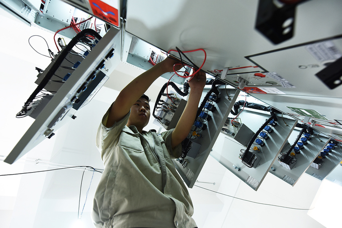 Nhà thầu tăng thêm công nhân cho dự án đường sắt Cát Linh - Hà Đông