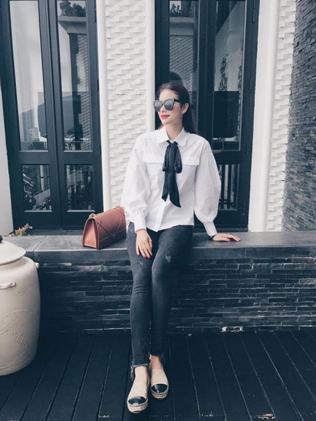 Chọn sơ mi trắng như Phạm Hương, Hà Hồ đảm bảo mặc không bao giờ thấy chán