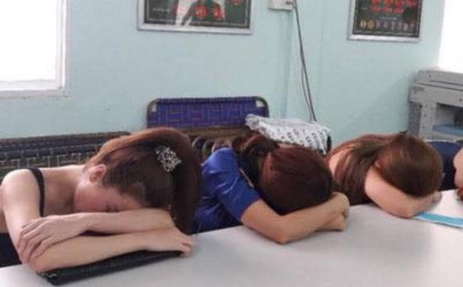 Các tú bà hoa khôi đường dây bán dâm nghìn đô hầu toà