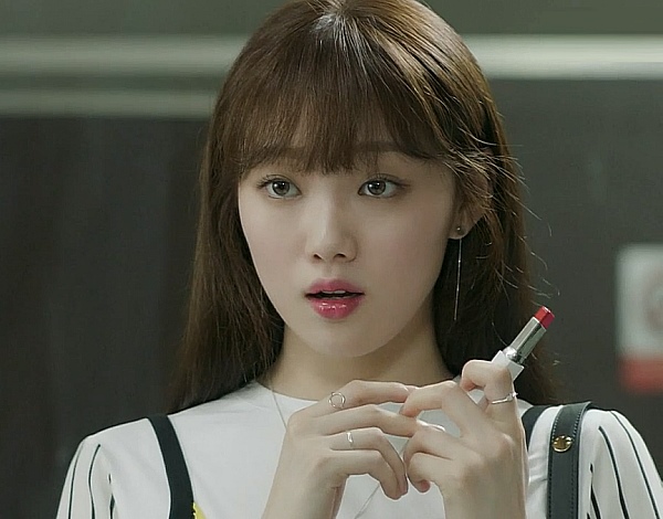 Trở về nhà sau 6 năm, tôi cay mắt khi nhìn thấy cảnh chồng con hạnh phúc