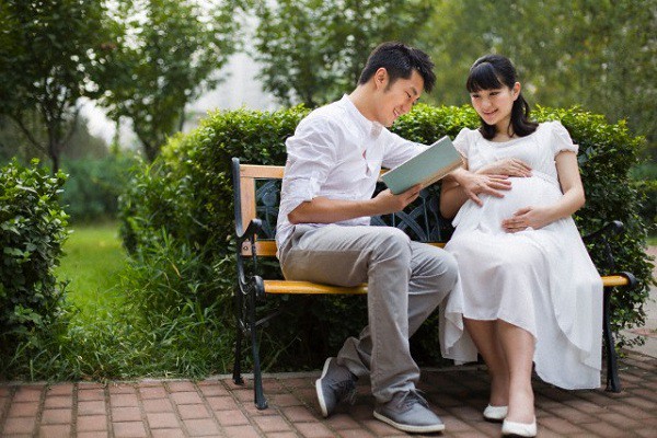Cầm lon sữa bầu trên tay, tôi rớm nước mắt vì không ngờ mẹ chồng đã làm điều này để mua sữa cho tôi Cầm lon sữa bầu trên tay, tôi rớm nước mắt vì không ngờ mẹ chồng đã làm điều này để mua sữa cho tôi