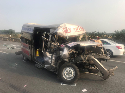 6 ô tô tông nhau trên cao tốc TP.HCM - Long Thành - Dầu Giây ‘do không giữ khoảng cách’