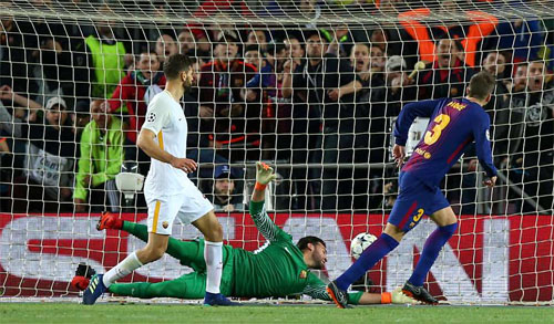 Đại thắng Roma, Barca đặt một chân vào bán kết Champions League