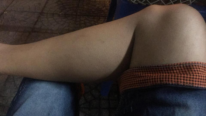 Có một nỗi khổ mang tên con trai mà chân tay không một cọng lông, láng mịn hơn cả con gái