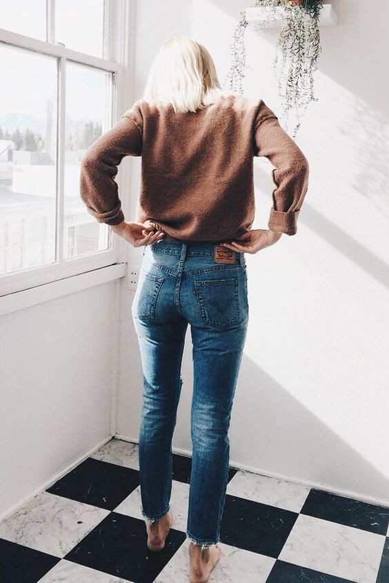 Chọn quần jeans chỉ cần chọn kiểu quần có đường may này, vòng 3 của bạn sẽ được nâng lên tức thì Chọn quần jeans chỉ cần chọn kiểu quần có đường may này, vòng 3 của bạn sẽ được nâng lên tức thì