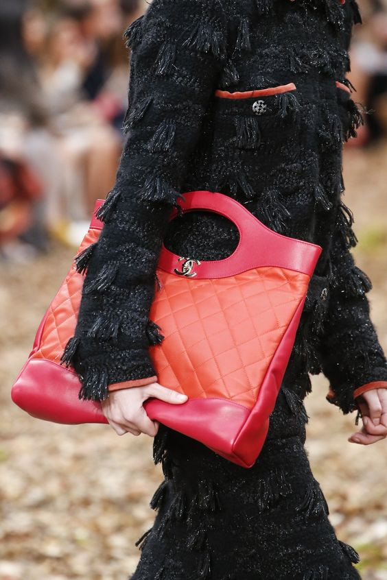 4 mẫu túi xách đang được sao Việt ưa chuộng