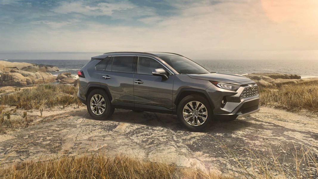 Cạnh tranh với Mazda CX-5: Toyota tung RAV4 2019 thế hệ hoàn toàn mới Cạnh tranh với Mazda CX-5: Toyota tung RAV4 2019 thế hệ hoàn toàn mới