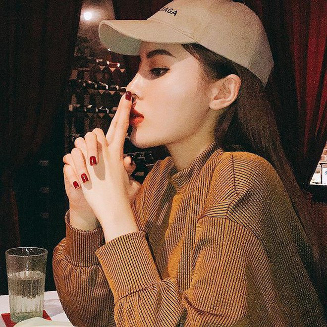 Showbiz Việt mới có cặp chị em sinh đôi: Bảo Thy là chị, em là Kỳ Duyên? Showbiz Việt mới có cặp chị em sinh đôi: Bảo Thy là chị, em là Kỳ Duyên?