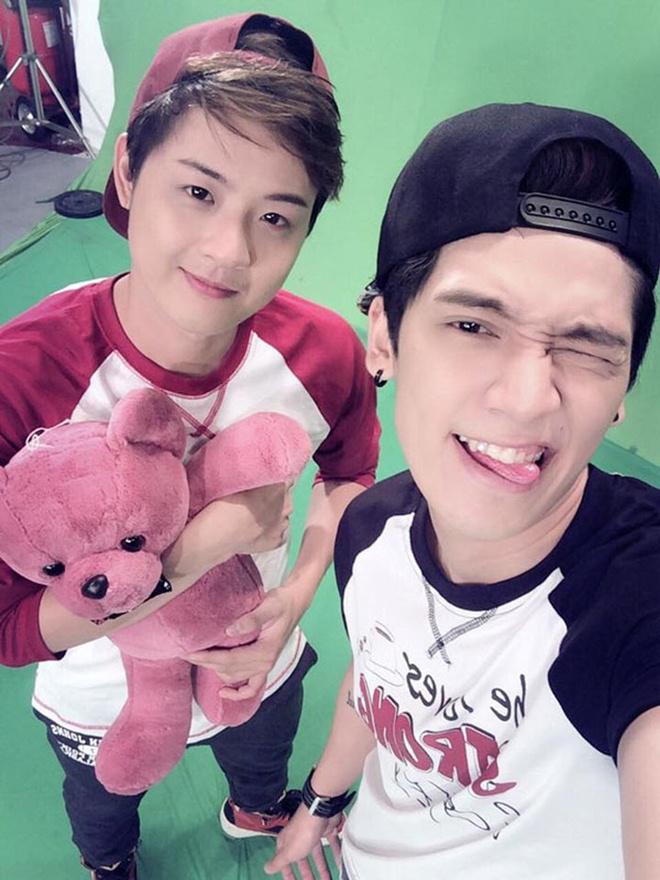 Nghi vấn Thanh Duy và bạn thân cạch mặt sau dòng trạng thái đá xéo trên mạng xã hội