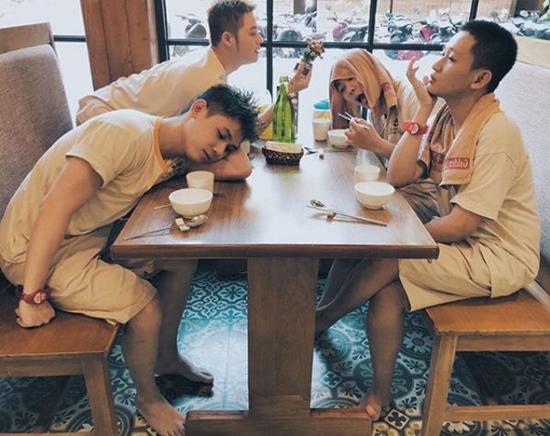 Nghi vấn Thanh Duy và bạn thân cạch mặt sau dòng trạng thái đá xéo trên mạng xã hội