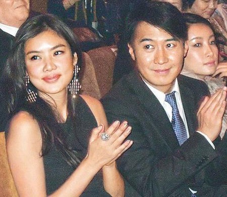 Tứ đại thiên vương lẫy lừng châu Á: Người chung thuỷ với mối tình hàng chục năm, kẻ thay bồ như thay áo