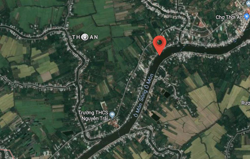 Hàng chục người dân Cần Thơ tháo chạy sạt lở