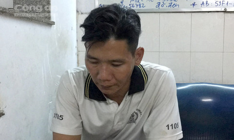 Tài xế GrabBike giật 204 tờ vé số của người bán dạo