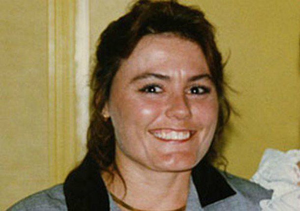 Gã chồng ghen tuông san phẳng khuôn mặt vợ, 4 năm sau điều không tưởng đã xảy ra