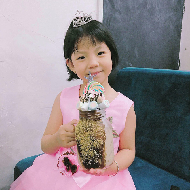 Trải lòng thật như đếm của người phụ nữ 3 năm thanh xuân nếm trọn vị hôn nhân: 18 tuổi kết hôn, 19 sinh con và 20 làm mẹ đơn thân