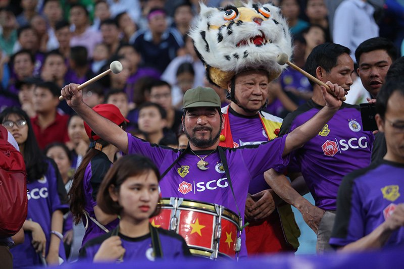 Hàng Đẫy thành chảo lửa: Bầu Hiển được đền đáp?