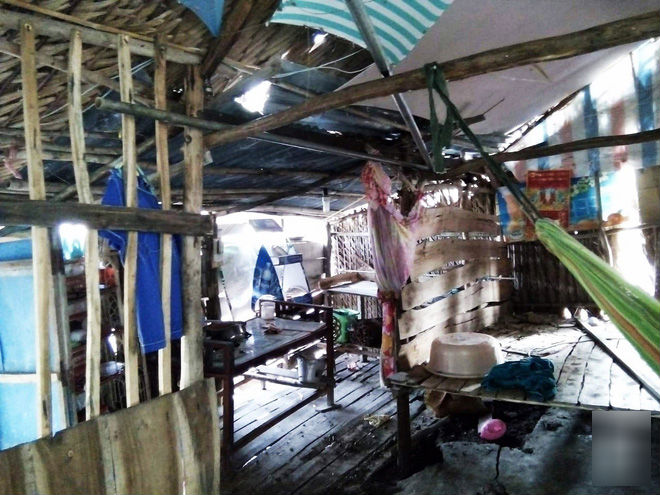 13 tháng trời, đôi vợ chồng nghèo Cà Mau gõ cửa 12 bệnh viện để tìm ra bệnh cho con